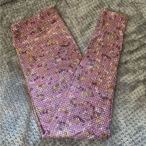 NWOT Purple T&C LLR leggings